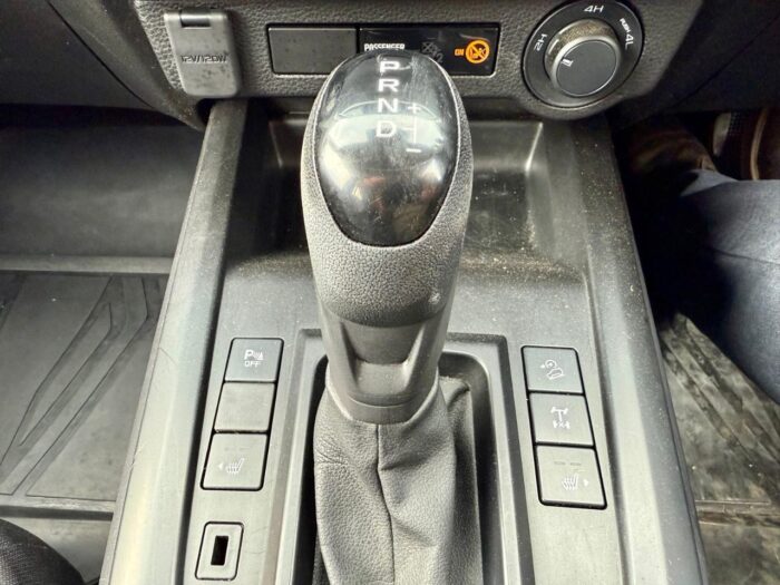 Isuzu D-Max DL20 - Image 17