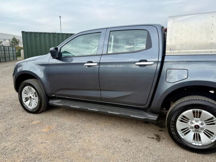 Isuzu D-Max DL20 - Image 8