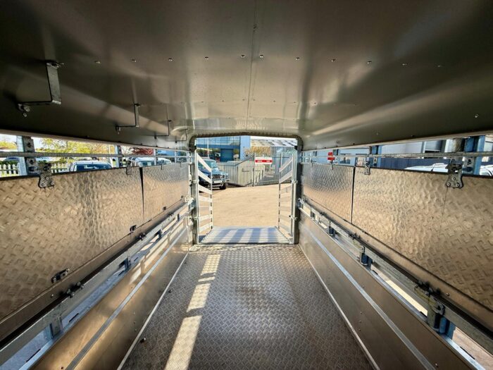 M-Tec 12 Ft Twin Axle Livestock Trailer (BRAND NEW) - Image 17