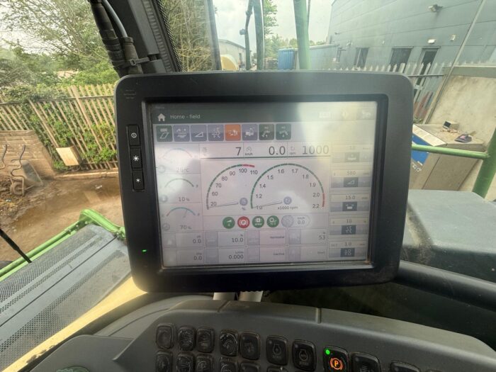 Krone BigX 480 - Image 8