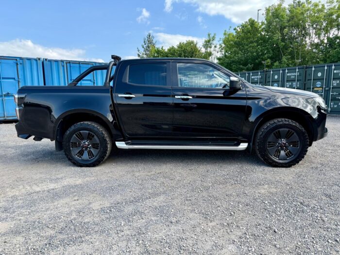 Isuzu D-Max DL40 (£7K Worth Of Extras!!) - Image 3