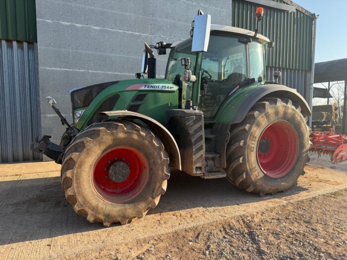 Fendt 724 Profi+