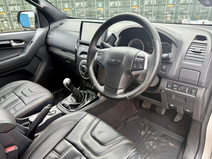 Isuzu D-Max Blade - Image 11