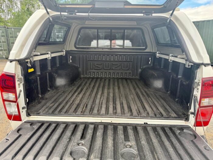Isuzu D-Max Blade - Image 9