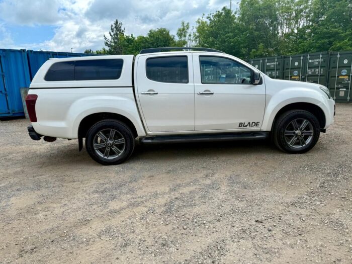 Isuzu D-Max Blade - Image 5