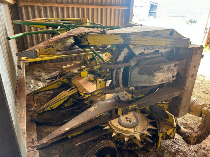 John Deere 7200 Forager - Image 27