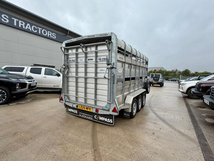 M-Tec 14Ft Tri-Axle Livestock Trailer With Decks (Demonstrator) - Image 7