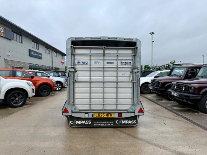 M-Tec 14Ft Tri-Axle Livestock Trailer With Decks (Demonstrator) - Image 8