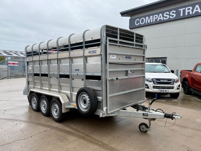 M-Tec 14Ft Tri-Axle Livestock Trailer With Decks (Demonstrator)