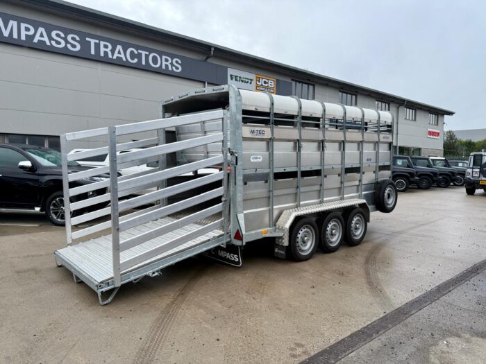 M-Tec 14Ft Tri-Axle Livestock Trailer With Decks (Demonstrator) - Image 15