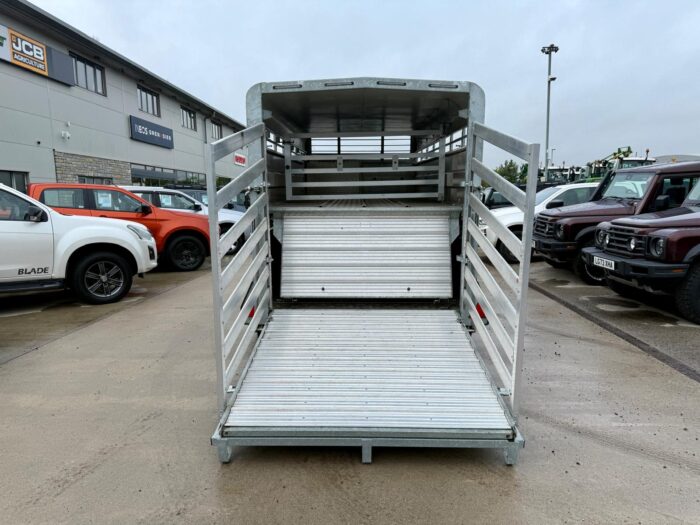 M-Tec 14Ft Tri-Axle Livestock Trailer With Decks (Demonstrator) - Image 13