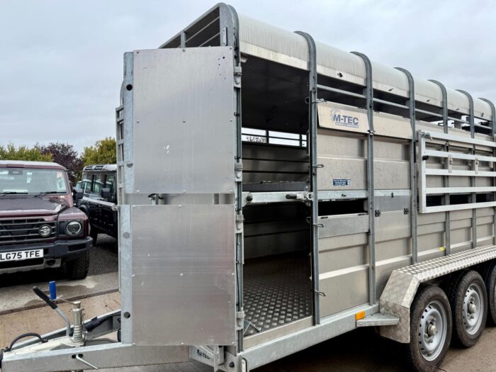 M-Tec 14Ft Tri-Axle Livestock Trailer With Decks (Demonstrator) - Image 22