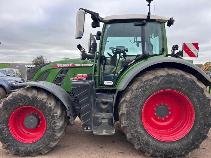 Fendt 724 Gen6 Profi+ S2 - Image 8
