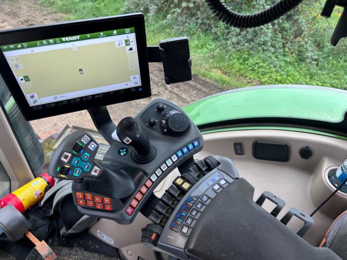 Fendt 724 Gen6 Profi+ S2 - Image 11
