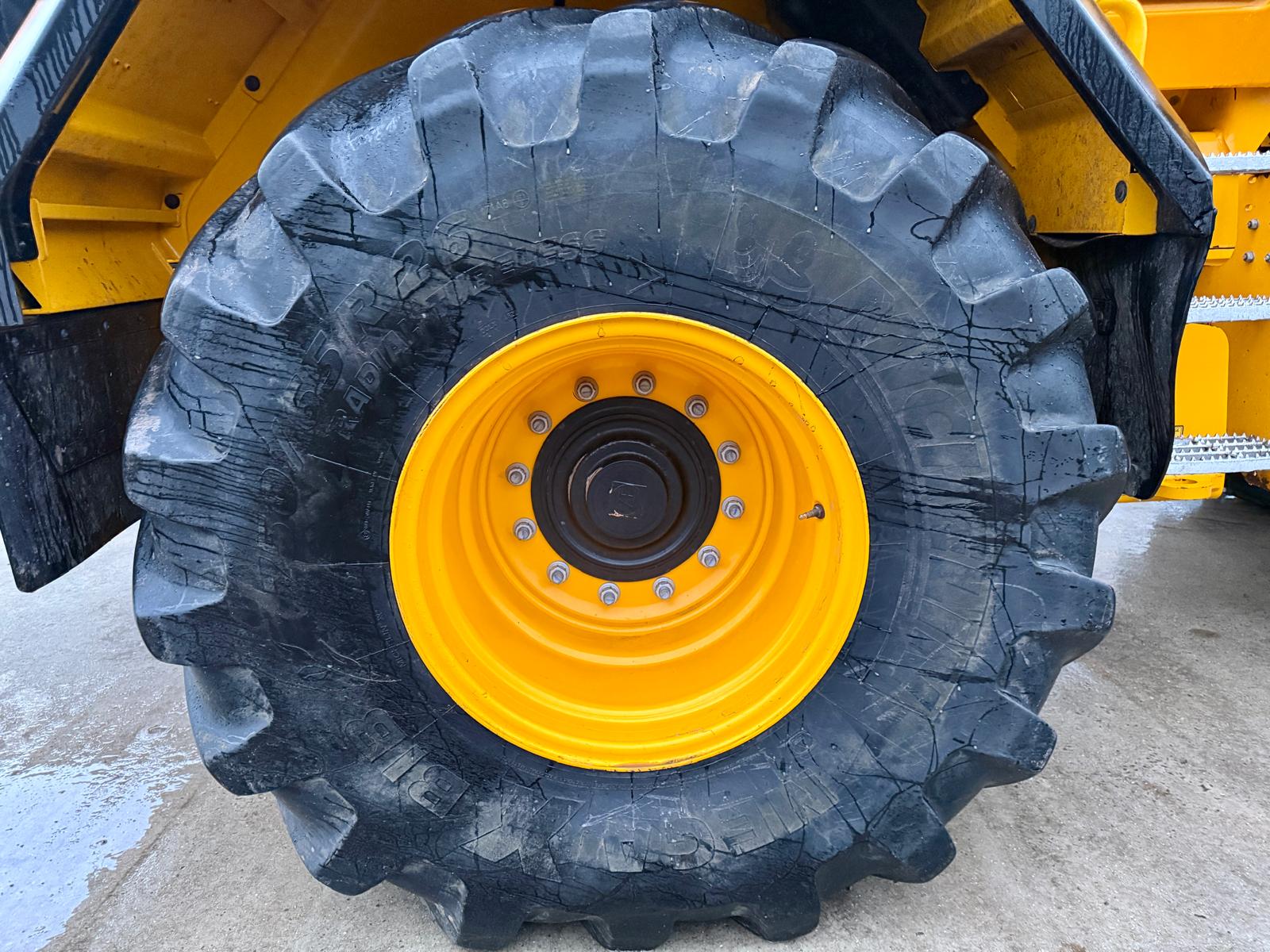 JCB 435s Loader - Image 21