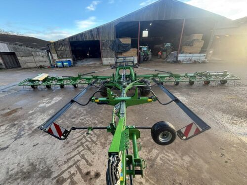 Krone KWT1600 Trailed Tedder
