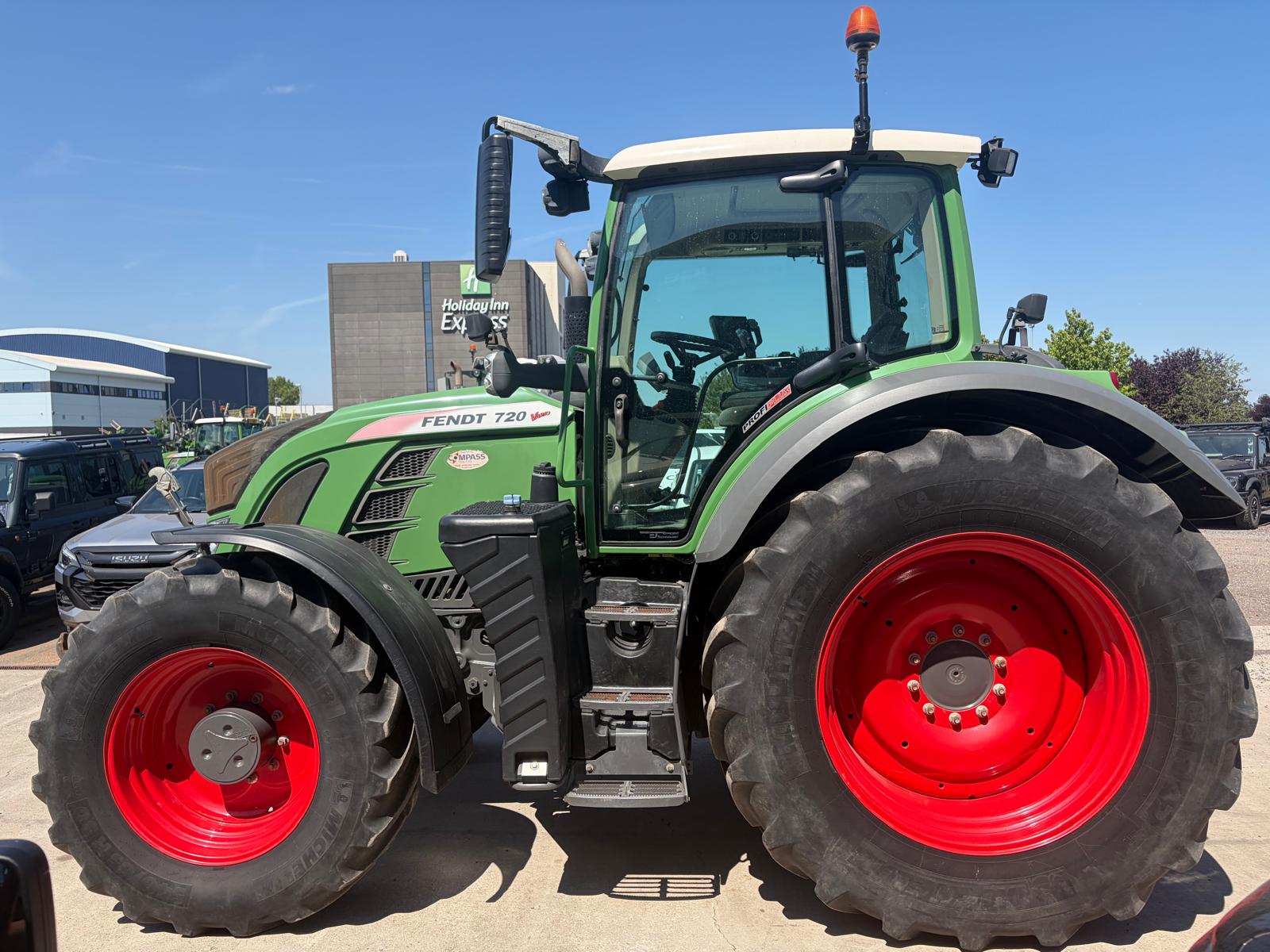 Fendt 720 ProfiPlus - Image 6